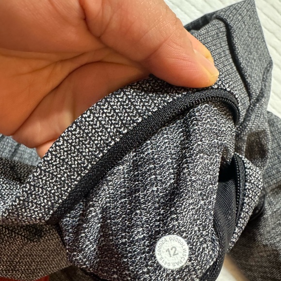 lululemon athletica Charcoal Leggings - Picture 3 of 4